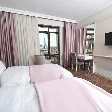 Hotel Dergah 4*
